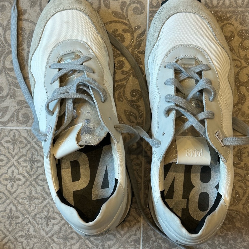 P448 Cancun Sneaker - women size 41 - Picture 2 of 5